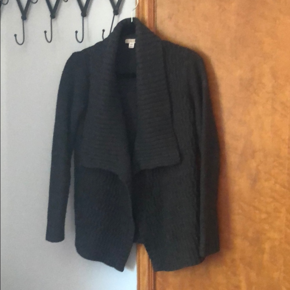 Thick cardigan